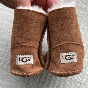 Ugg booties baby size 2/3 US fur lined